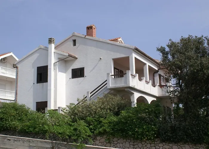 With Parking Space Mandre, Pag - 4075