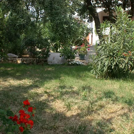 With Parking Space Mandre, Pag - 4075 Апартаменты Мандре