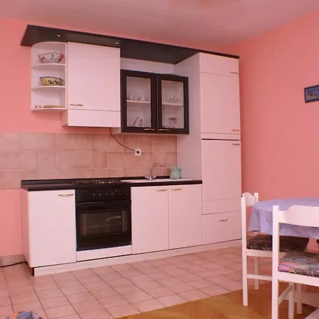 With A Parking Space Mandre, Pag - 4075 Apartamento *