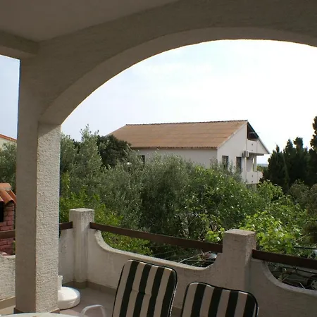 Apartamento With A Parking Space Mandre, Pag - 4075