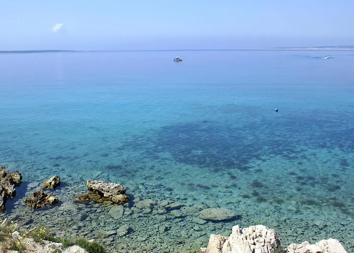 With Parking Space Mandre, Pag - 4075