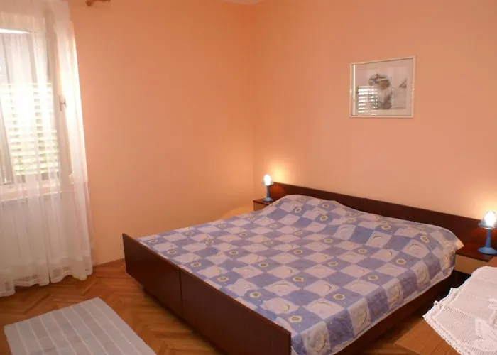 Apartment With Parking Space Mandre, Pag - 4075 Mandre